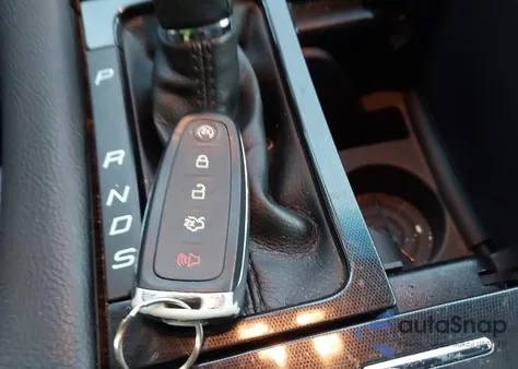 2018 Ford Taurus Sho z USA, uszkodzony, nr VIN 1FAHP2KT6JG118831